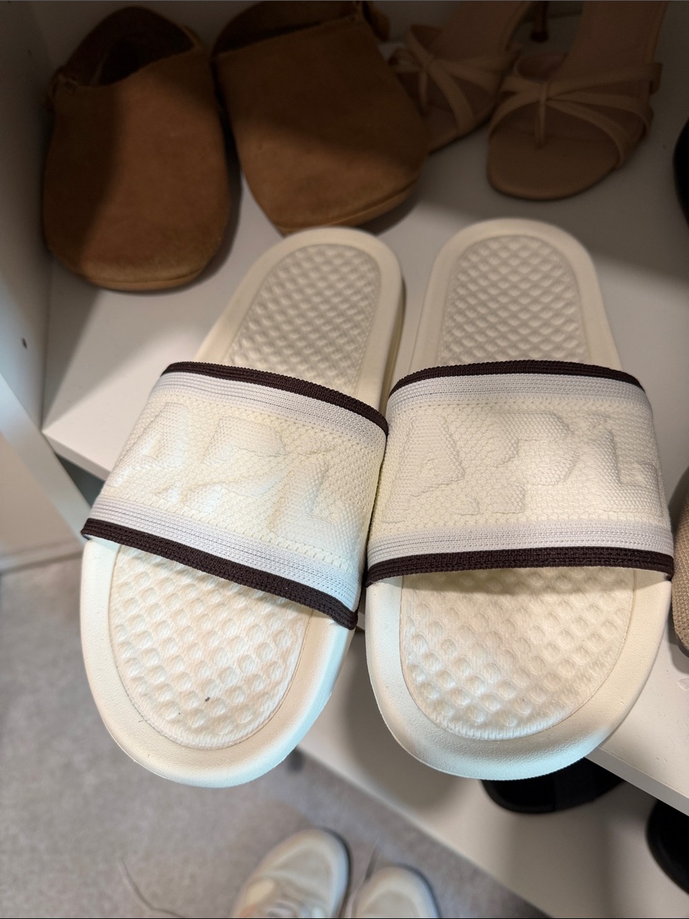 APL Women's Big Logo TechLoom Slide